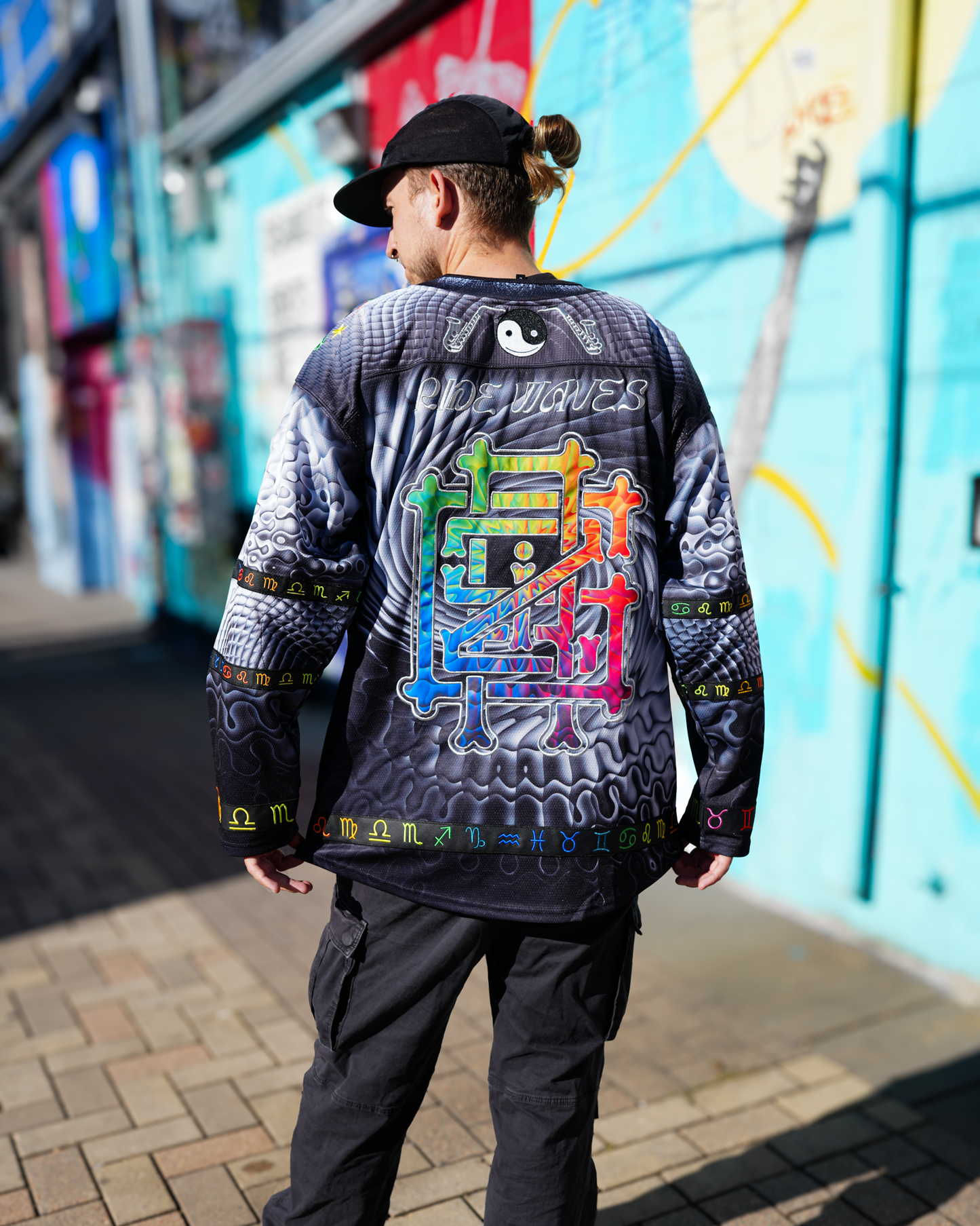 Cosmic Ripple Hockey Jersey Black (LE100)